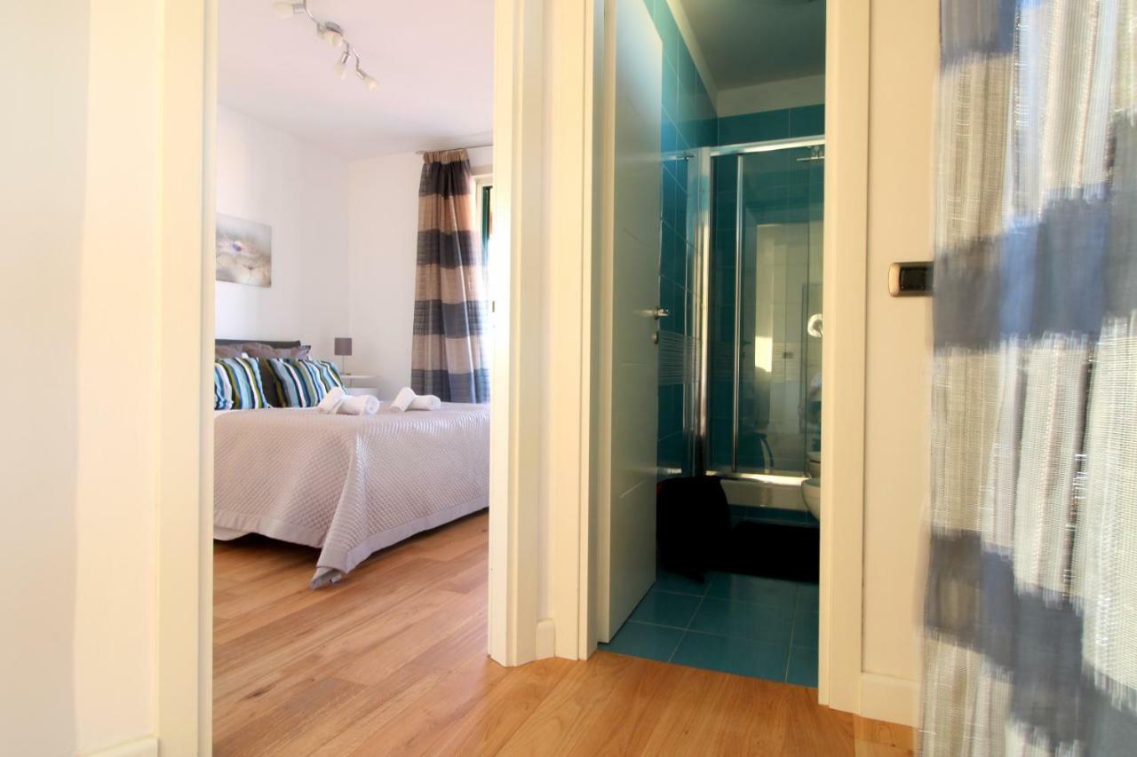 Suite Delicia Apartment - Appartamento Con Terrazza Napoli Dış mekan fotoğraf