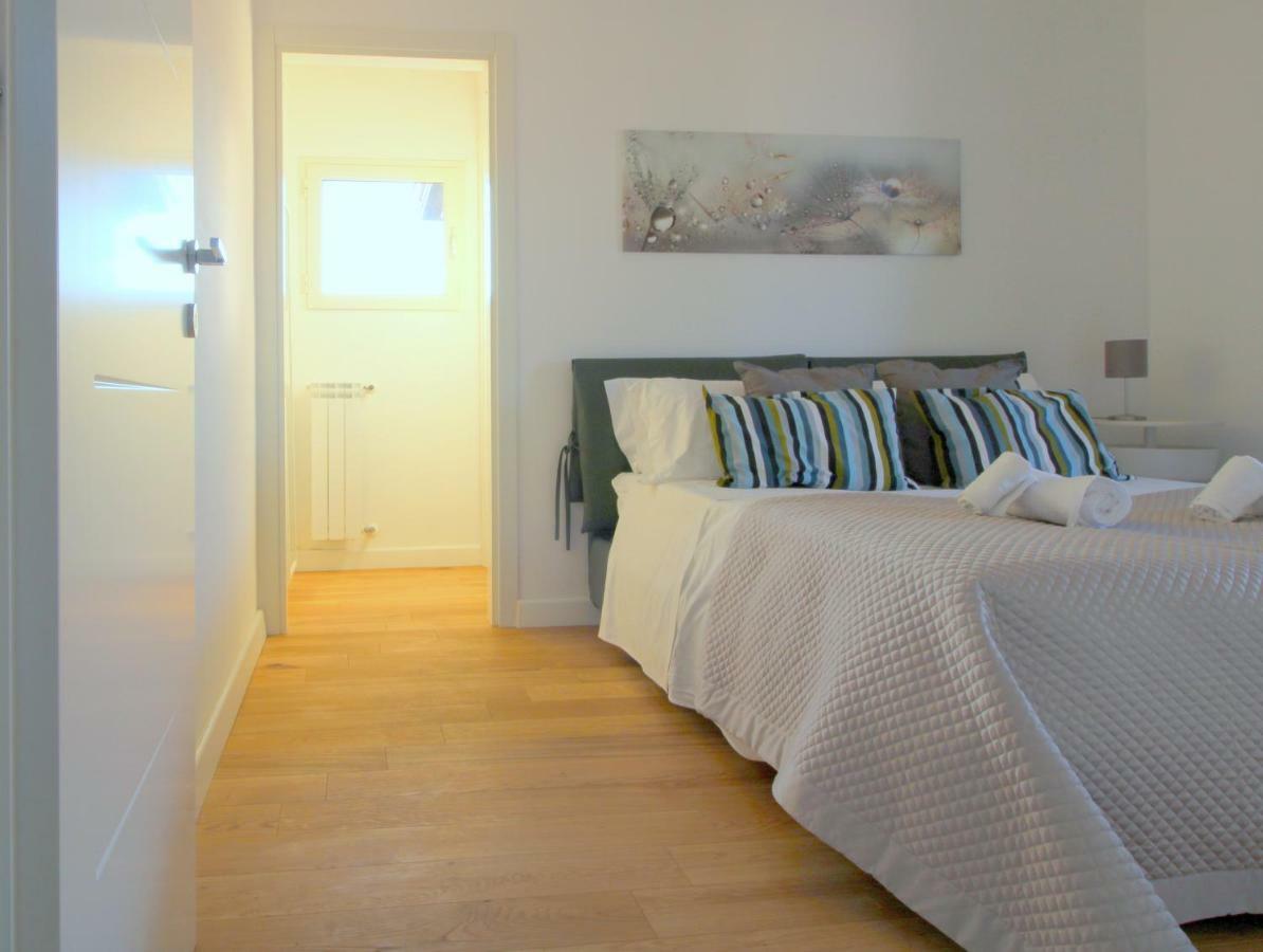 Suite Delicia Apartment - Appartamento Con Terrazza Napoli Dış mekan fotoğraf