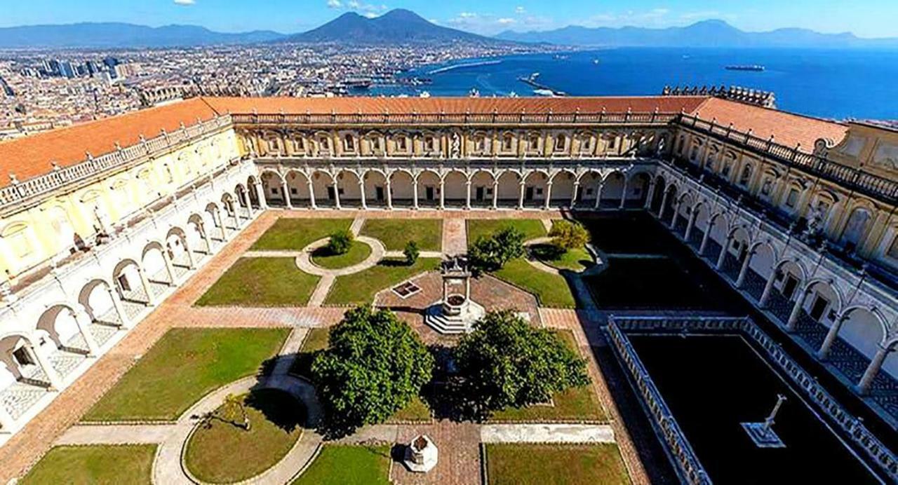 Suite Delicia Apartment - Appartamento Con Terrazza Napoli Dış mekan fotoğraf
